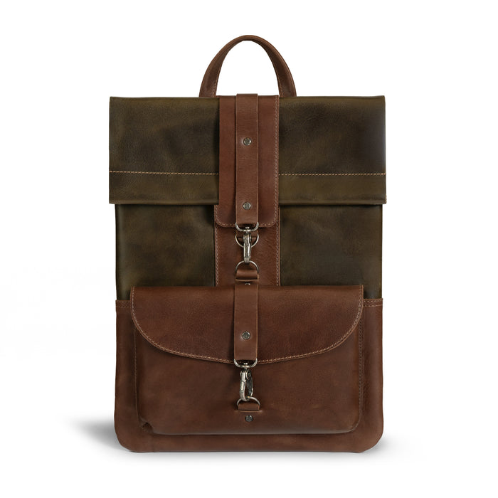 Stylish Adventurer Laptop Bag by Littlefield Chicago, showcasing a vintage design made from full grain leather, ideal for 13-inch laptops. This handcrafted laptop case features an extra pocket for chargers and cables, perfect for travel. Leather Adventurer Laptop Case, Rustic Cover, Travel Accessories, Small Batch Production, Hand Cut, Hand Sewn, Artisan, Handmade in La Antigua Guatemala & Oaxaca Mexico.