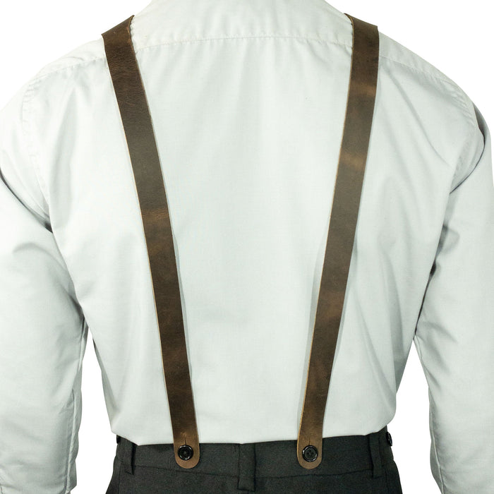 Button End Suspenders by Hide & Groom, seen from the back, designed for comfort and style. These full grain leather suspenders are ideal for weddings and dinner parties. Hand cut and hand sewn in La Antigua Guatemala for quality craftsmanship.
