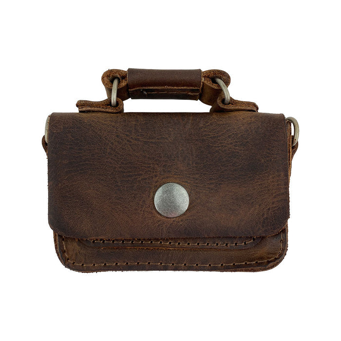 Hide & Drink's Card Holder Briefcase Style, a Mini Briefcase Card Holder crafted from Full Grain Leather, designed to hold up to 10 cards plus folded bills. This artisan case serves as a cash organizer, showcasing small batch production and handmade quality from La Antigua Guatemala & Oaxaca Mexico.