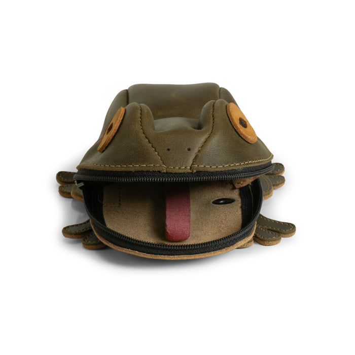 Top view of Tudi Frudi's Frog Pouch, featuring a playful frog shape. This unique zippered cash holder wallet is crafted from premium full grain leather, perfect as a change purse or pouches for men and women, proudly made in La Antigua Guatemala & Oaxaca Mexico.