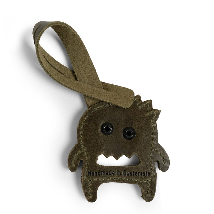 Hide & Drink Bag Charms displaying a delightful cactus design, the perfect charm for handbags. Ideal as a purse charm for tote & backpacks crafted from high-quality full grain leather. Signifying StockyardX's commitment to small batch production, each piece exhibits hand cut, hand sewn craftsmanship and fire branding, handmade in La Antigua Guatemala & Oaxaca Mexico.