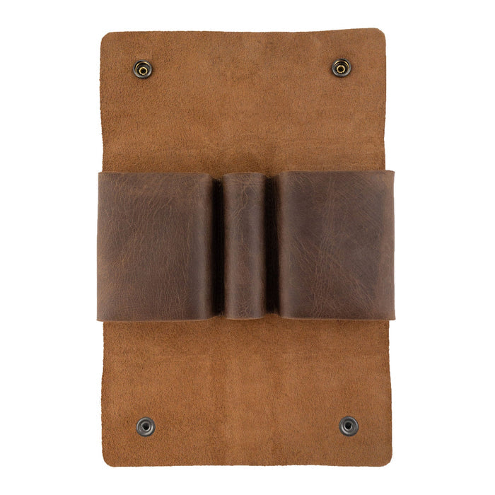 Interior view of Hide & Drink's Playing Card Case designed for cards and dice, handmade with premium Full Grain Leather. This deck and dice protector features a minimalist style, perfect for travel and poker gaming. Crafted with care in La Antigua Guatemala & Oaxaca Mexico.