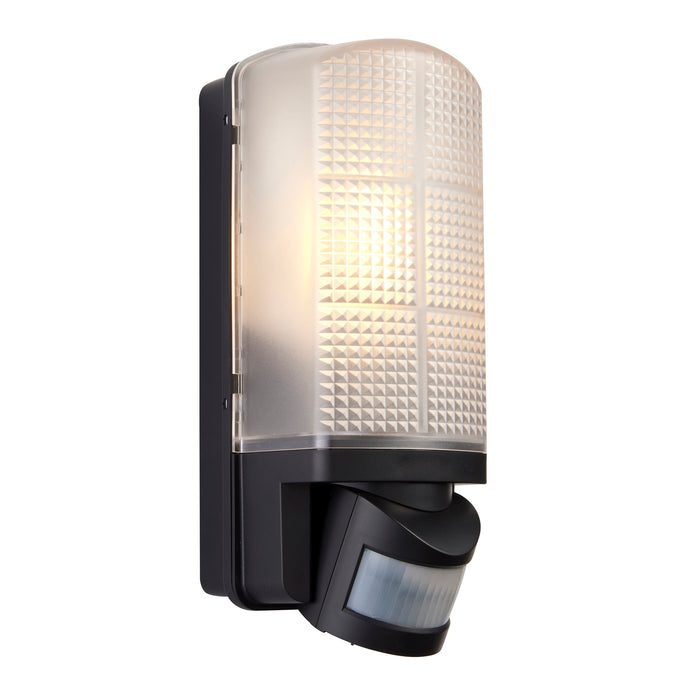 Saxby 48739 Motion PIR 1lt wall IP44 60W