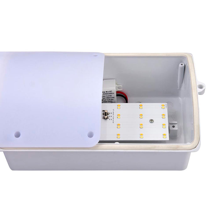 Saxby 75931 Bianco LED PIR 1lt wall IP44 7W warm white