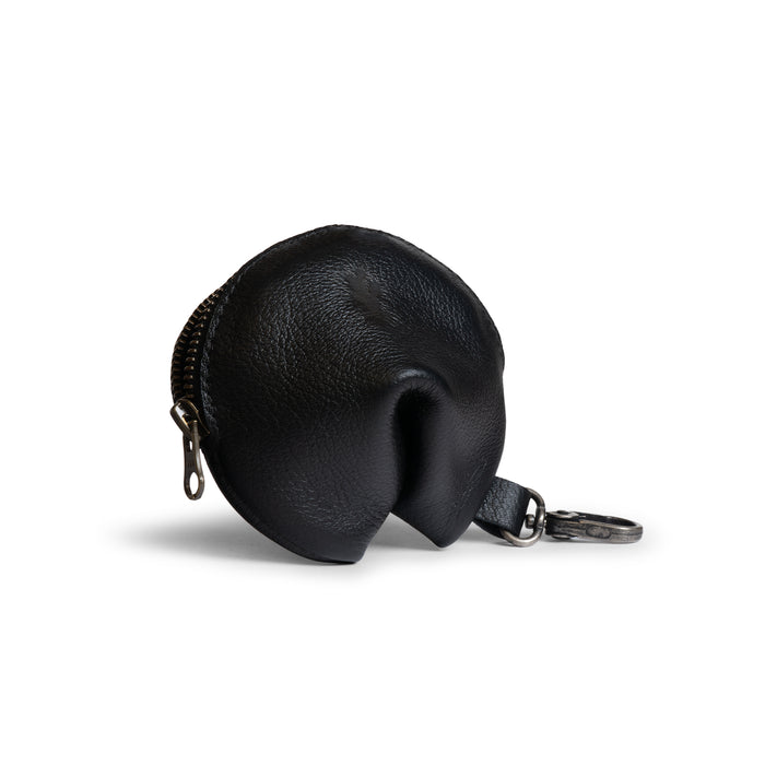 Back view of the Austin Genuine The Bouldin Fortune Cookie Pouch in black Full Grain Leather with zipper closure and key clip; StockyardX Small Batch Production, Hand Cut, Hand Sewn, Fire Branded, Artisan, Handmade in La Antigua Guatemala & Oaxaca Mexico.
